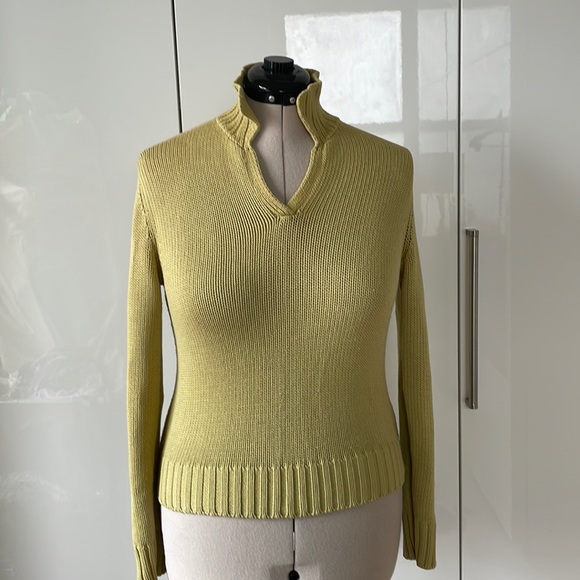 J Crew Sweater Color- Yellow/Green Size-Medium - Picture 2 of 12